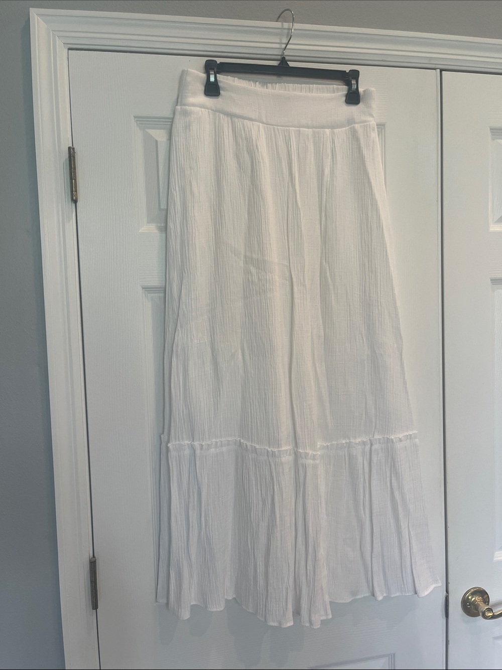Wonderly White Tiered Maxi Skirt